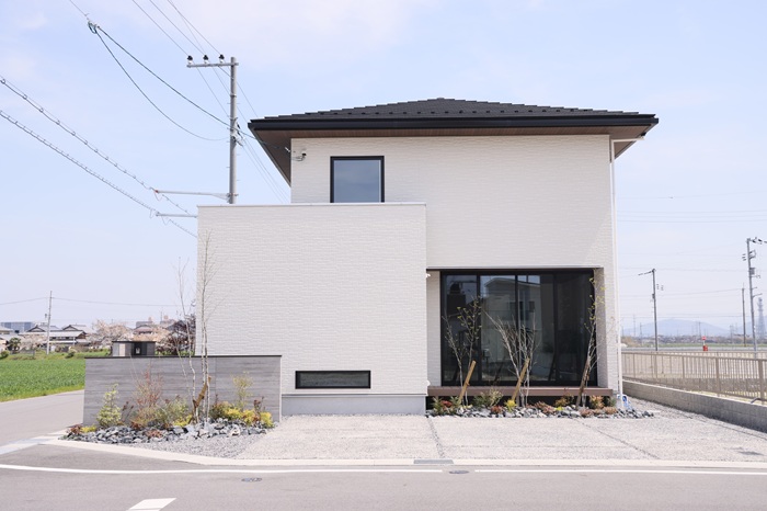 近江八幡市若宮町