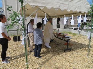 仏式地鎮祭の様子 